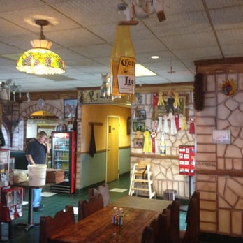 Rio Grande - the inside of a restaurant - Mexican Near Me - Huntington, West Virginia Rio Grande - the inside of a restaurant - Mexican Near Me - Huntington, West Virginia