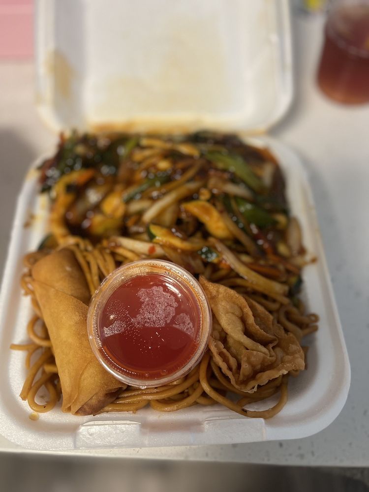 LIYUEN Updated September 2024 232 Photos & 277 Reviews 1602 S 7th