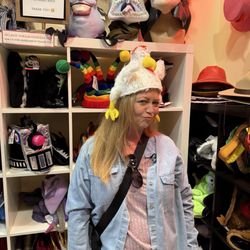 The Hat Shop - Chicken hat