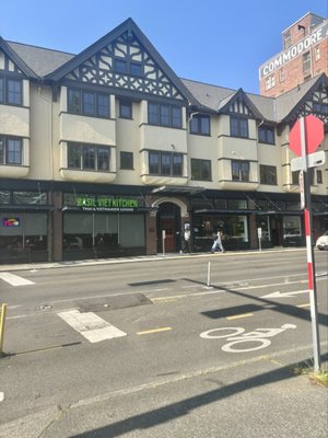 College Inn Hotel by null