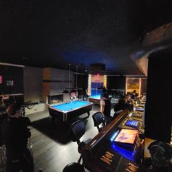 The Elbow Room Sparks - They also have 2 pool tables