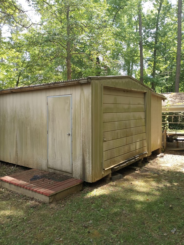 Slide of Doyle Daniels Handyman Services