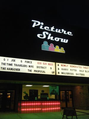 Picture Show at Bloomingdale Court by null