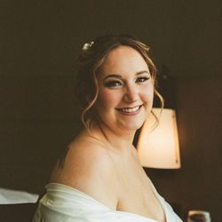 Professional bridal makeup photos