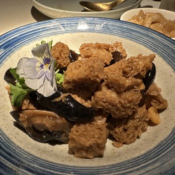 Cheli - Shanghainese Near Me - New York, New York Cheli - Shanghainese Near Me - New York, New York