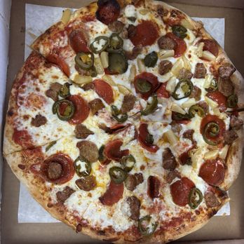 Amore Pizza - Pizza - Pizza Near Me - Palmdale, California