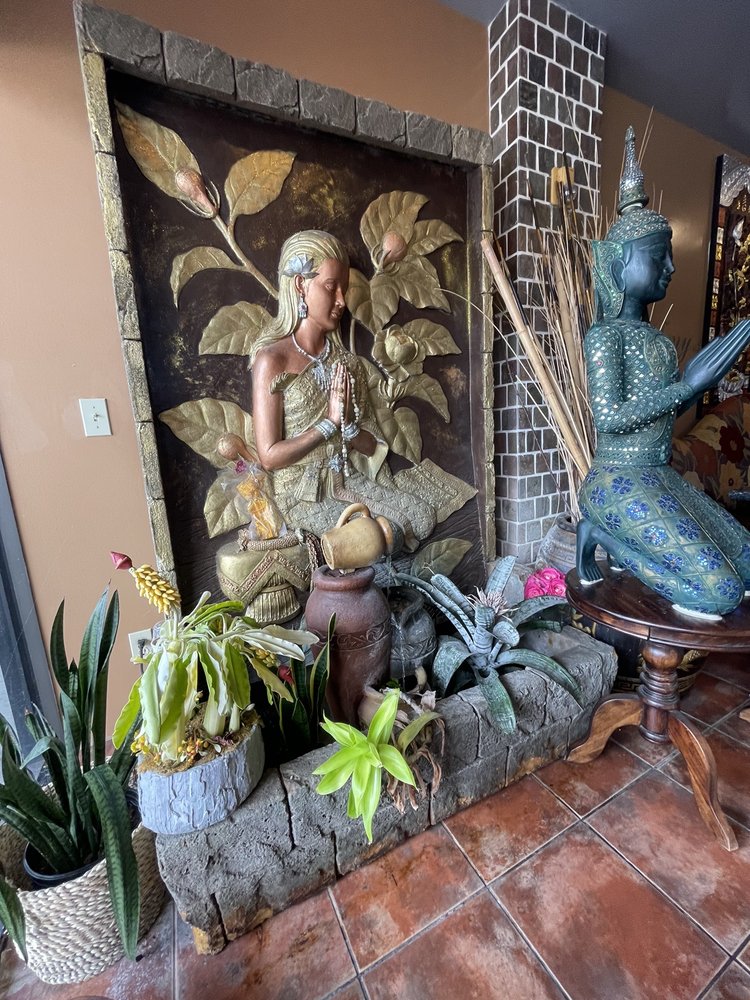 Tony Thai Restaurant