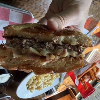Hungry Bull Burger - Burgers Near Me - Plainville, Connecticut