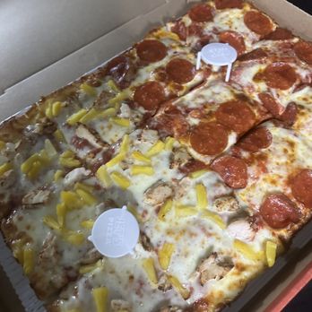 Jet's Pizza - Pizza - Pizza Near Me - Oakland Park, Florida Jet's Pizza - Pizza - Pizza Near Me - Oakland Park, Florida