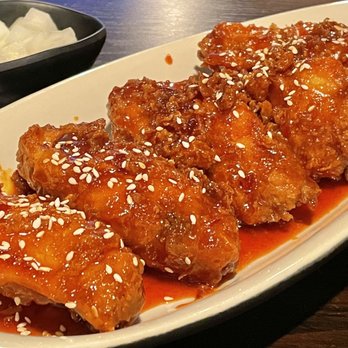 Asiatique Eatery - Bonchon wings - so good. Best wings I've had in awhile - Asian Fusion Near Me - Ventura, California Asiatique Eatery - Bonchon wings - so good. Best wings I've had in awhile - Asian Fusion Near Me - Ventura, California