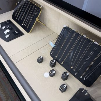 Luxe Retail & Lending - Jewelry Near Me - Dallas, Texas Luxe Retail & Lending - Jewelry Near Me - Dallas, Texas
