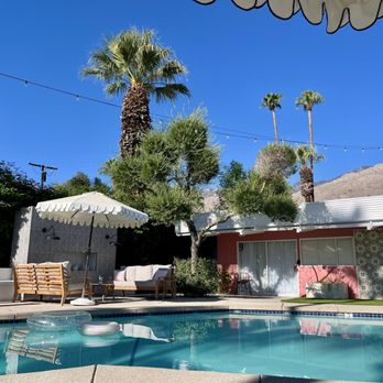 The Muse Hotel - Beautiful 8am morning at the pool. - Hotels Near Me - Palm Springs, California