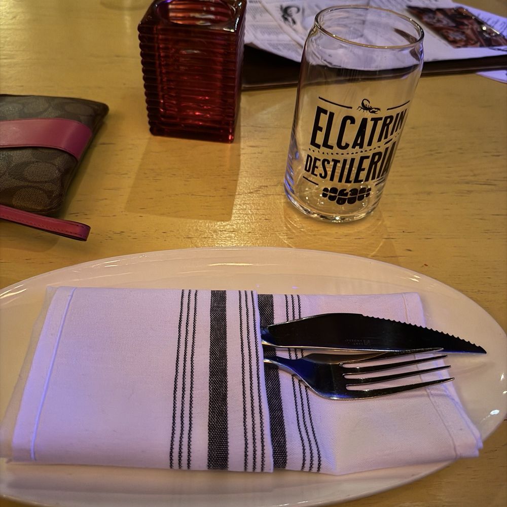 El Catrin Destileria - Mexican Near Me - Toronto, Ontario