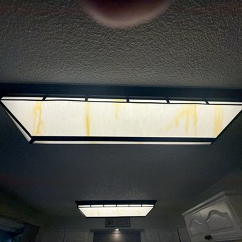 DT Electric - Kitchen fixtures now work with updated wiring and bulbs - Electricians Near Me - Clackamas, Oregon DT Electric - Kitchen fixtures now work with updated wiring and bulbs - Electricians Near Me - Clackamas, Oregon