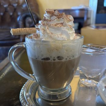 Kaffeehaus de Châtillon - Überstürzer Neumann - Themed Cafes Near Me - Lynnwood, Washington Kaffeehaus de Châtillon - Überstürzer Neumann - Themed Cafes Near Me - Lynnwood, Washington