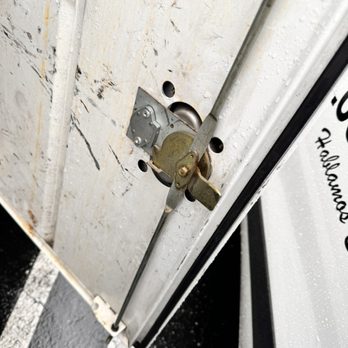 Moran Lock & Key - Truck utility box - Keys & Locksmiths Near Me - Palmdale, California Moran Lock & Key - Truck utility box - Keys & Locksmiths Near Me - Palmdale, California