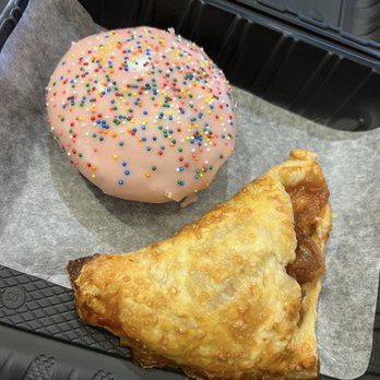Perkin'Up Coffee House - House made seasonal peach turnover and strawberry donut - Coffee & Tea Near Me - Acton, California Perkin'Up Coffee House - House made seasonal peach turnover and strawberry donut - Coffee & Tea Near Me - Acton, California