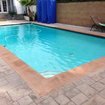 Shiny Pool - Pool cleaned weekly. - Pool Cleaners Near Me - La Cañada Flintridge, California Shiny Pool - Pool cleaned weekly. - Pool Cleaners Near Me - La Cañada Flintridge, California