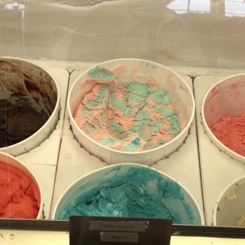 Whitey's Ice Cream - different flavors of ice cream - Ice Cream & Frozen Yogurt Near Me - East Moline, Illinois Whitey's Ice Cream - different flavors of ice cream - Ice Cream & Frozen Yogurt Near Me - East Moline, Illinois