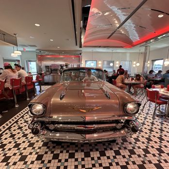 Sunliner Diner - Diners Near Me - Gulf Shores, Alabama Sunliner Diner - Diners Near Me - Gulf Shores, Alabama