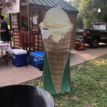 The Cookie Cabin Creamery - Food truck setup at Shakespeare in the park - Food Trucks Near Me The Cookie Cabin Creamery - Food truck setup at Shakespeare in the park - Food Trucks Near Me