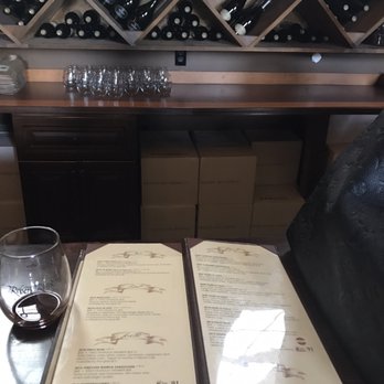 Robert Renzoni Vineyards - Wineries Near Me - Temecula, California