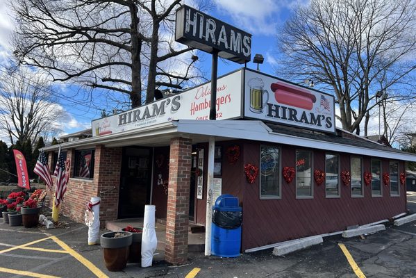 Hiram's by null