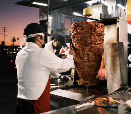 Leo's Tacos Truck by null