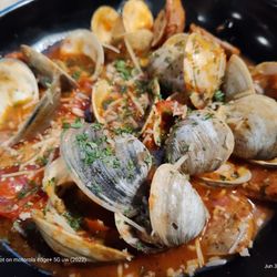 Gatwyns II - Clams Portuguese