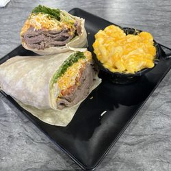 Smokehouse Bar And Grill - Tri tip wrap with macaroni and cheese