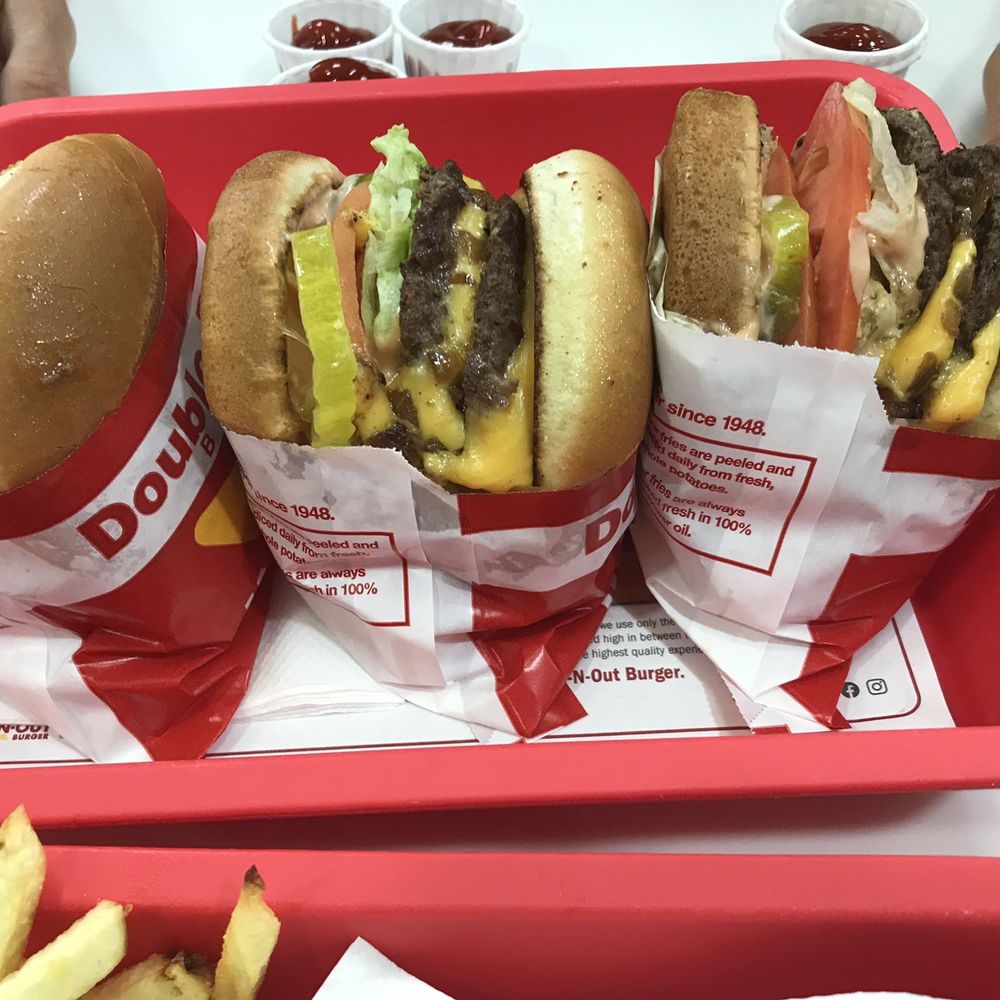 In-N-Out Burger - I'm starving now I want more - Burgers Near Me - Oro Valley, Arizona In-N-Out Burger - I'm starving now I want more - Burgers Near Me - Oro Valley, Arizona