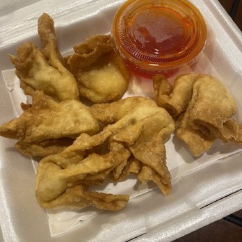 Star Wok Asian Bistro - 4. 6 Crab Puffs - Chinese Near Me - Cypress, Texas