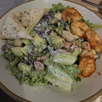 Moku Kitchen - Marinated shrimps salads - Cocktail Bars Near Me - Honolulu, Hawaii