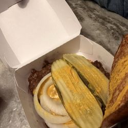 Freddy's Frozen Custard & Steakburgers - Ordered cheeseburger plan and specified meat, cheese and bun!