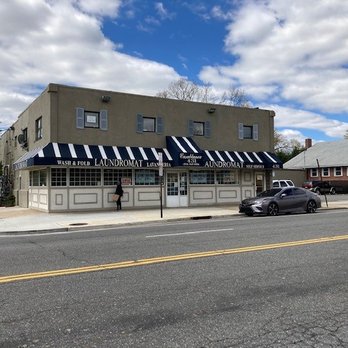 Casa Blanca Laundromat - Laundromat Near Me - Freeport, New York Casa Blanca Laundromat - Laundromat Near Me - Freeport, New York