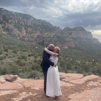 Vow Soiree - Officiants Near Me - Dallas, Texas Vow Soiree - Officiants Near Me - Dallas, Texas
