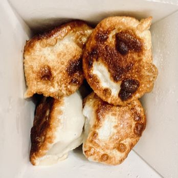 Lisa's Dumplings - the inside of a box - Chinese Near Me - New York, New York