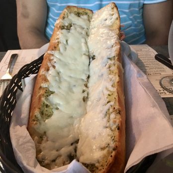 Amelia's - Cheesy garlic bread - Pizza Near Me - Montreal, Quebec Amelia's - Cheesy garlic bread - Pizza Near Me - Montreal, Quebec