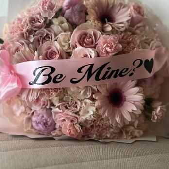 Marlene Flower Shop - Valentine's Day bouquets - Florists Near Me - Bellflower, California Marlene Flower Shop - Valentine's Day bouquets - Florists Near Me - Bellflower, California