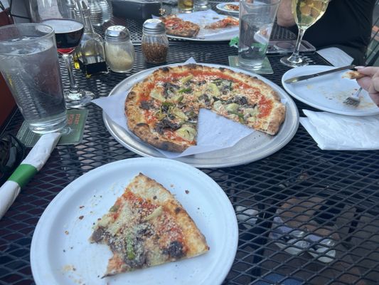 Tony's Pizzeria Teatro by null