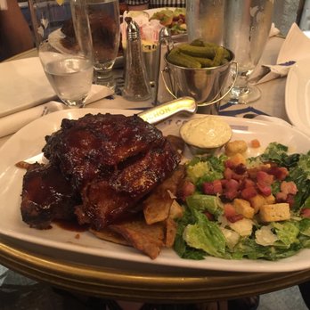 Cochon Dingue - Housemade Dubreton Maple-Smoked Ribs - Breakfast & Brunch Near Me - Quebec City, Quebec Cochon Dingue - Housemade Dubreton Maple-Smoked Ribs - Breakfast & Brunch Near Me - Quebec City, Quebec
