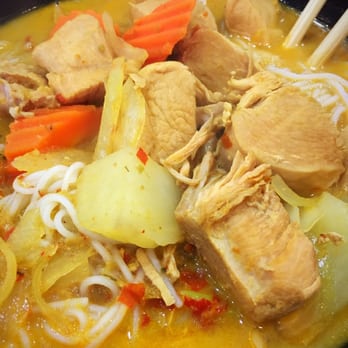 Cyclo Noodles - Chicken curry with vermicelli noodles - Cambodian Near Me - Long Beach, California