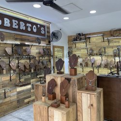 Alberto’s - Inside of store