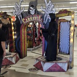 Spirit Halloween Store