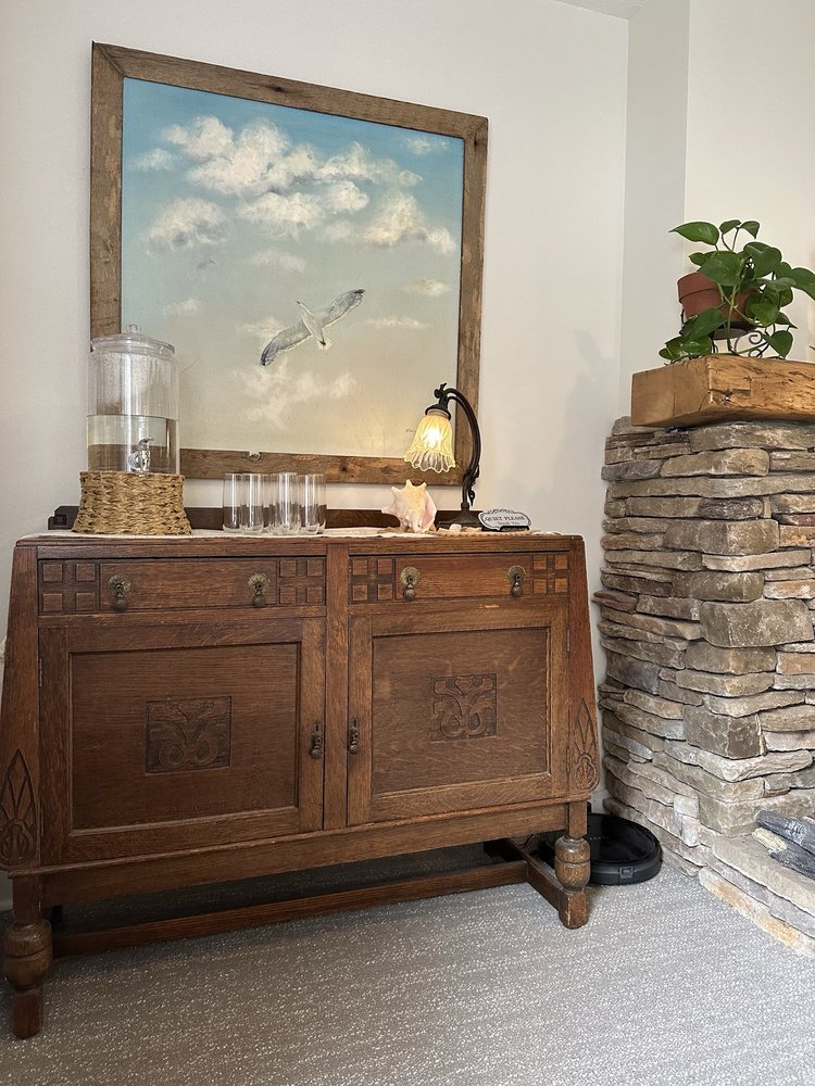 Sundarah Wellness Logo