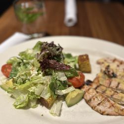 Doc B's Restaurant + Bar - Cob salad