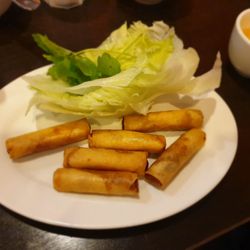 Pho Minh Long - Springrolls