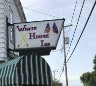 White House Inn by null