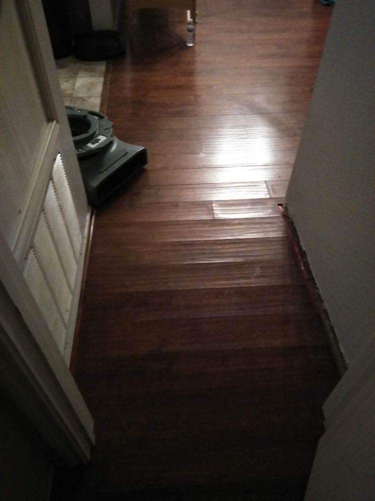 Slide of 24-7 Resoration