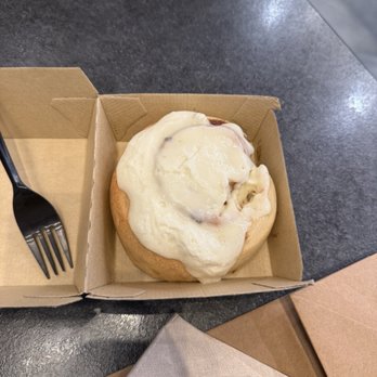 Cinnaholic - Just the O.G. - Bakeries Near Me - Houston, Texas Cinnaholic - Just the O.G. - Bakeries Near Me - Houston, Texas
